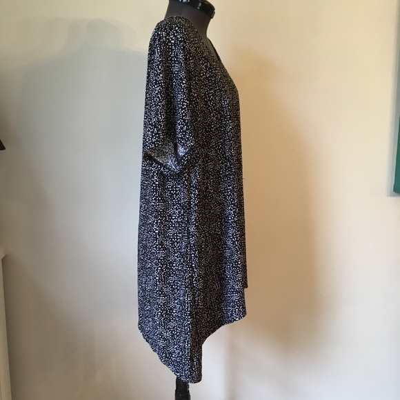 Croft & Barrow Dot Print Tee - Picture 9 of 10